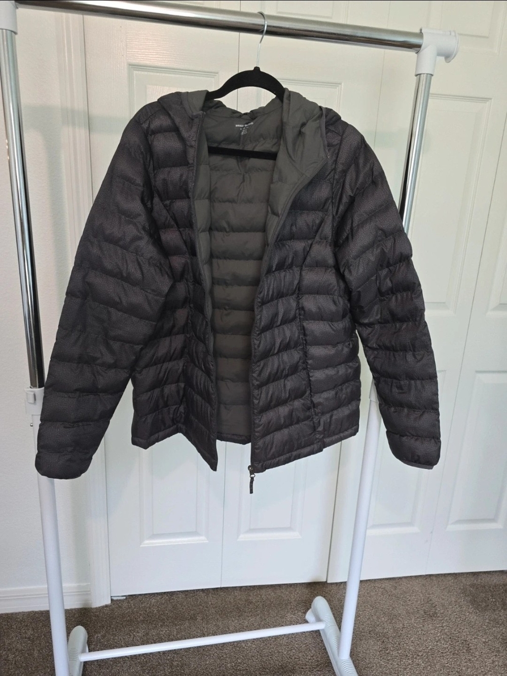 Amazon Essentials Hooded Quilted Puffer Jacket - Charcoal Gray